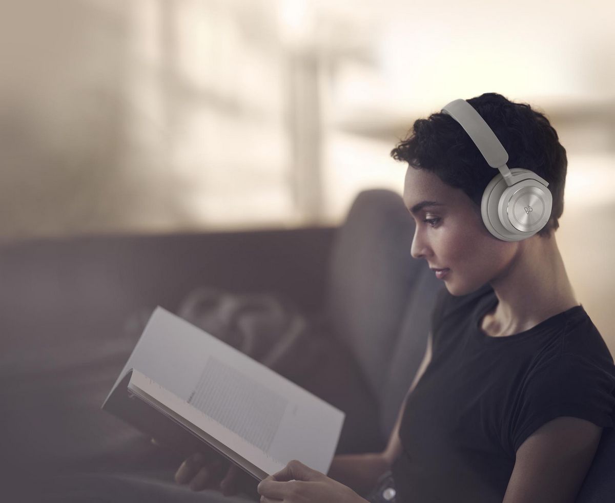 Bang & Olufsen เปิดตัวหูฟังรุ่นใหม่ Beoplay HX