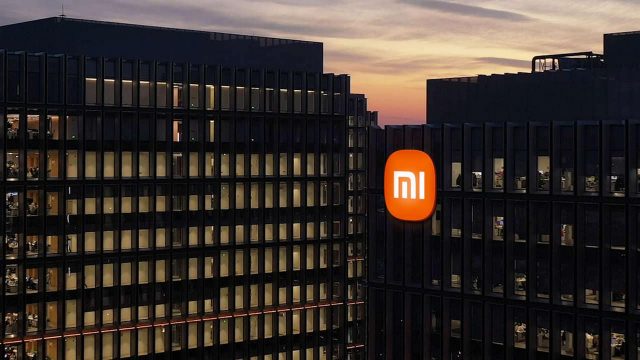 สหรัฐฯ ทำข้อตกลงถอดชื่อ Xiaomi ออกจากบัญชีดำแล้ว