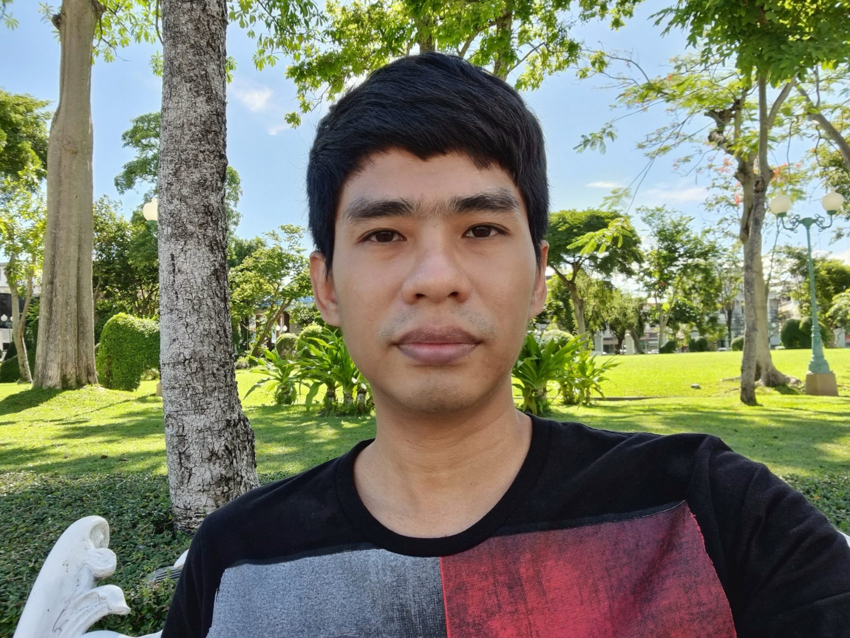 เทียบกล้อง Samsung Galaxy S21+ 5G VS iPhone 12 Pro