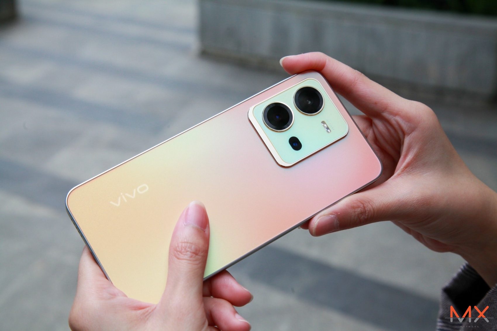 vivo V25 5G รีวิว