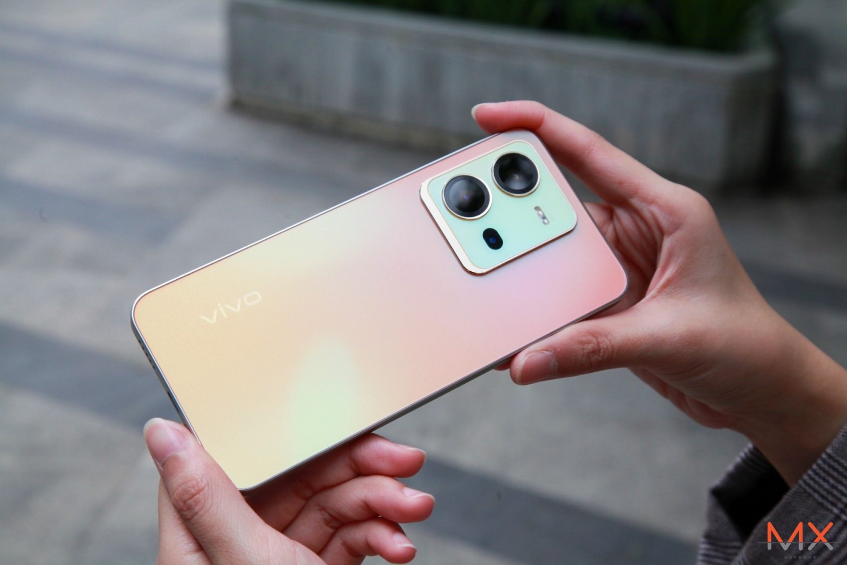 vivo V25 5G รีวิว