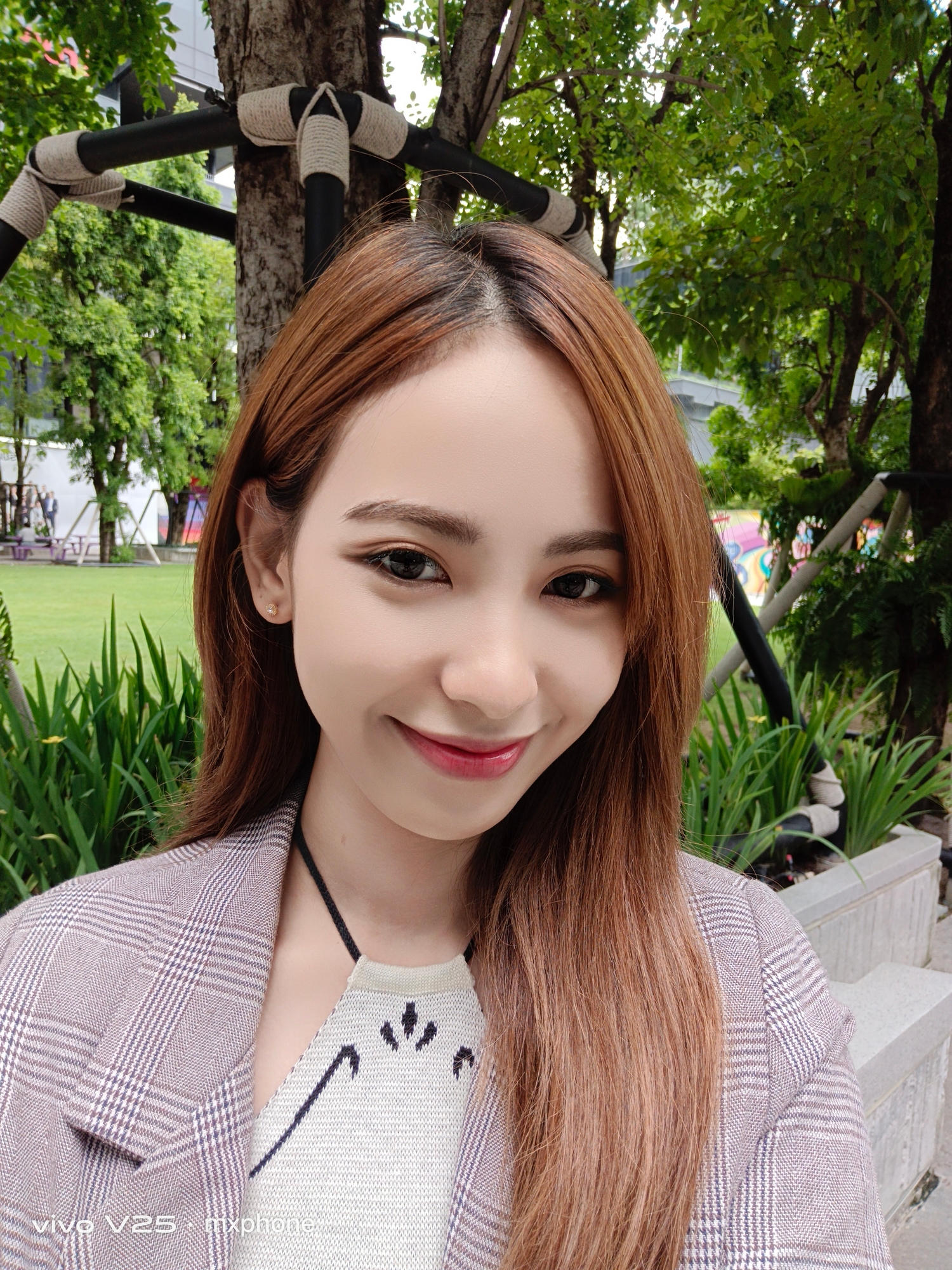vivo V25 5G รีวิว