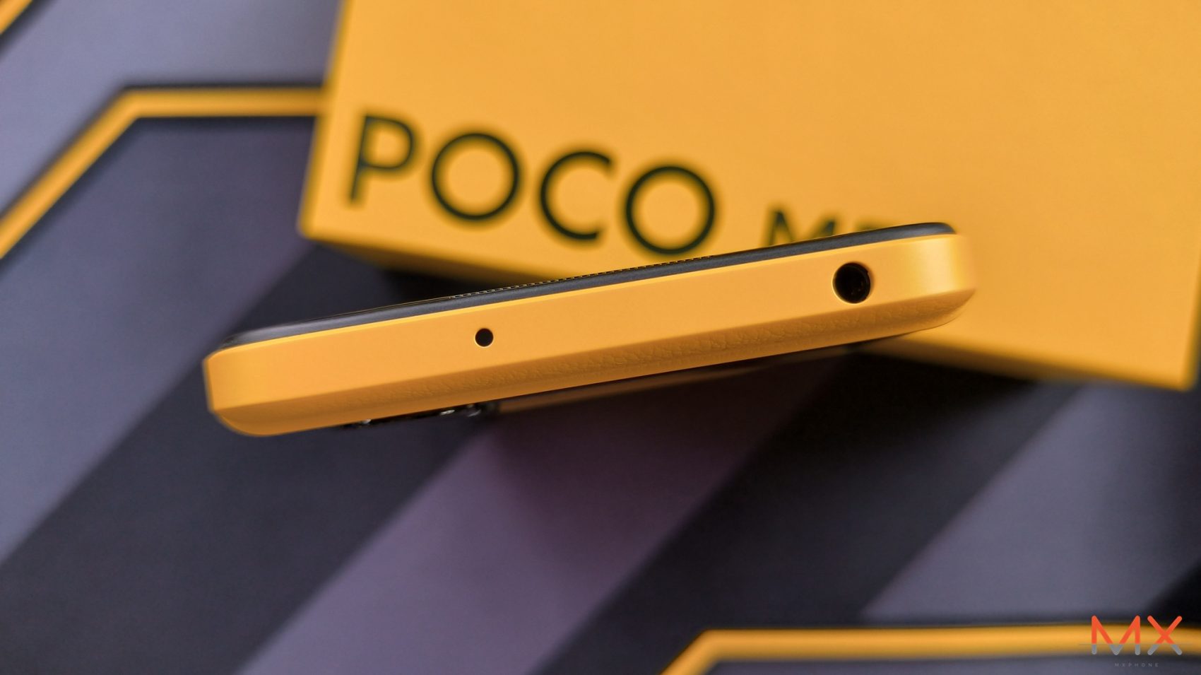 รีวิว POCO M5
