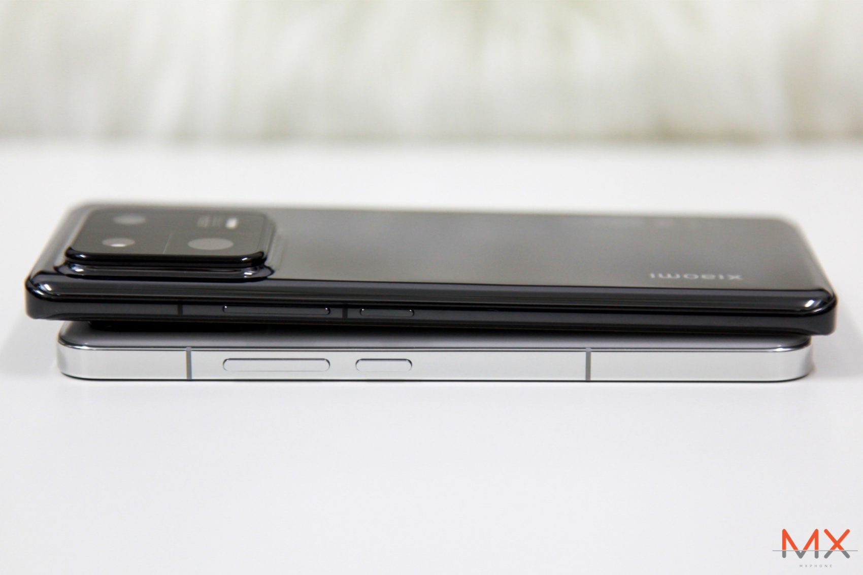 Xiaomi 13 Xiaomi 13 Pro รีวิว
