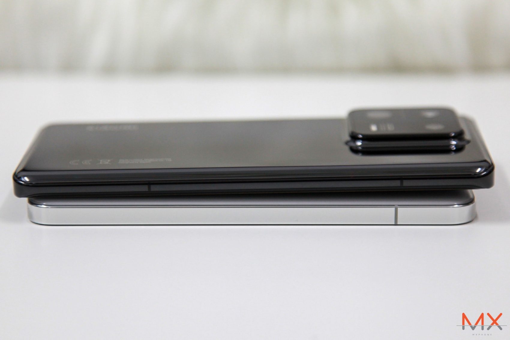 Xiaomi 13 Xiaomi 13 Pro รีวิว