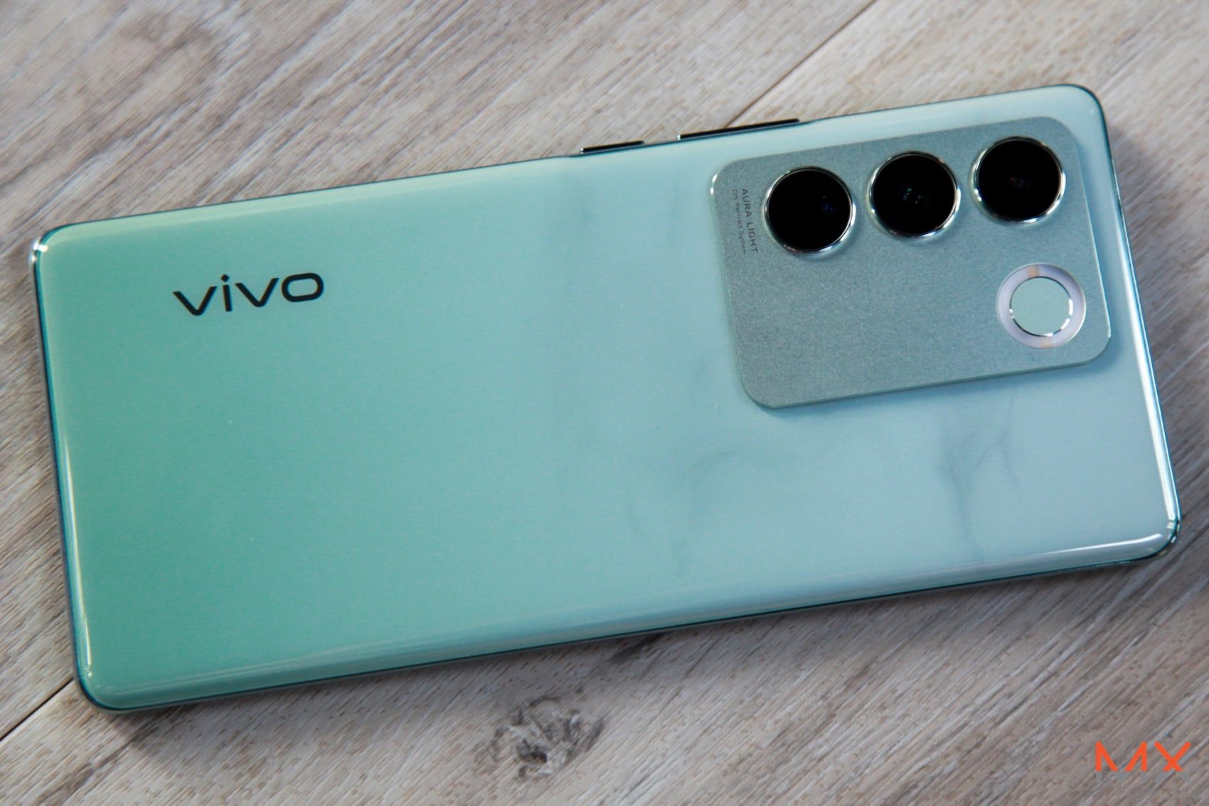 vivo V27 5G รีวิว