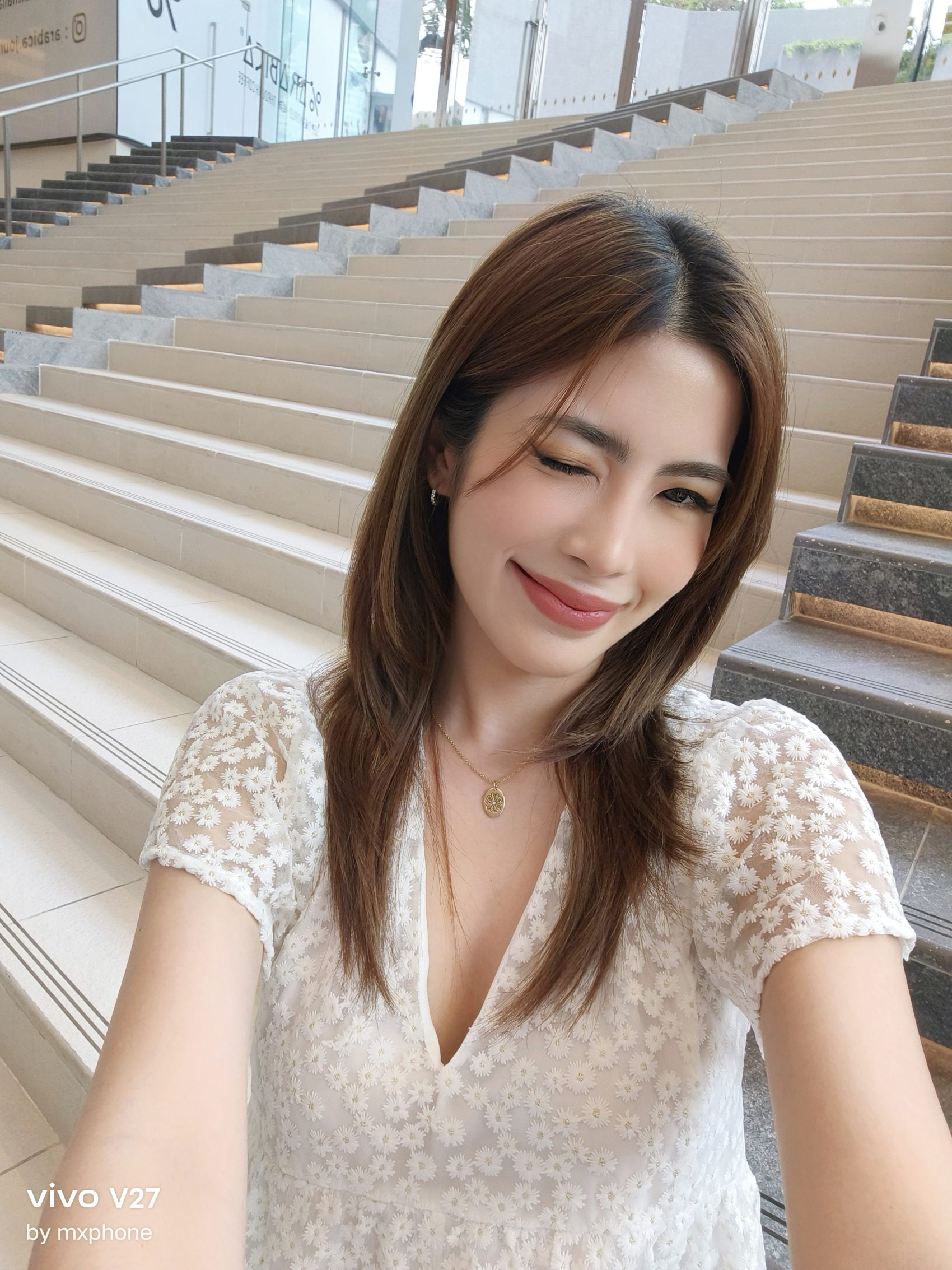 vivo V27 5G รีวิว
