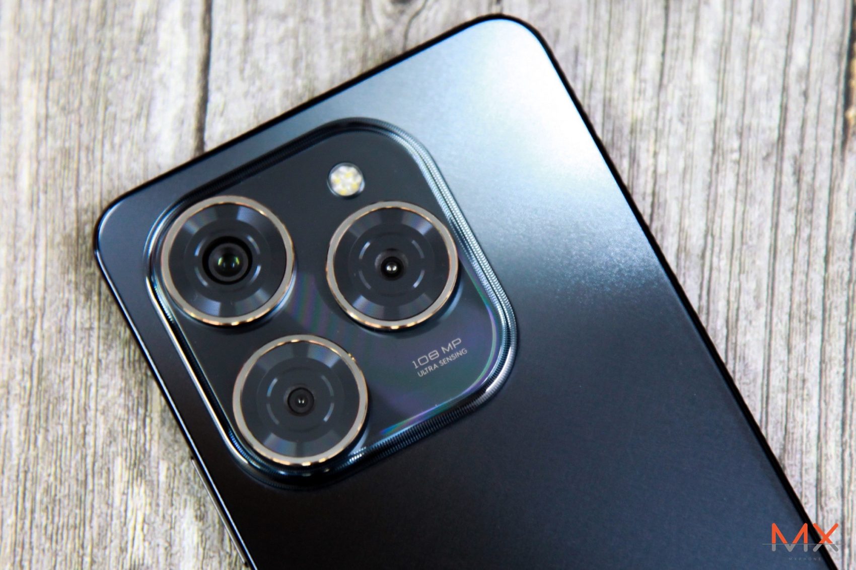 TECNO SPARK 20 Pro รีวิว