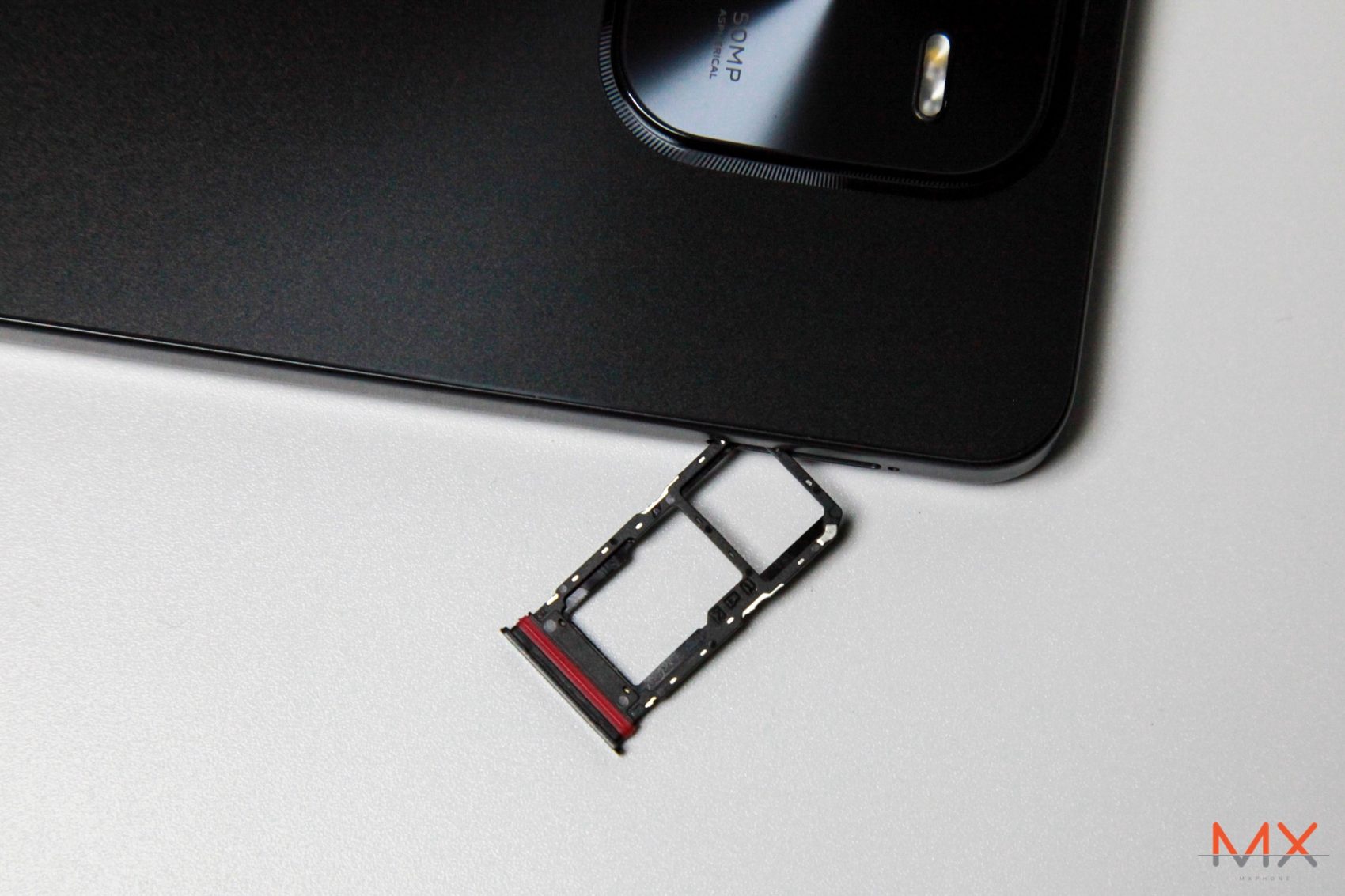 iQOO Z9 5G iQOO Z9x 5G รีวิว