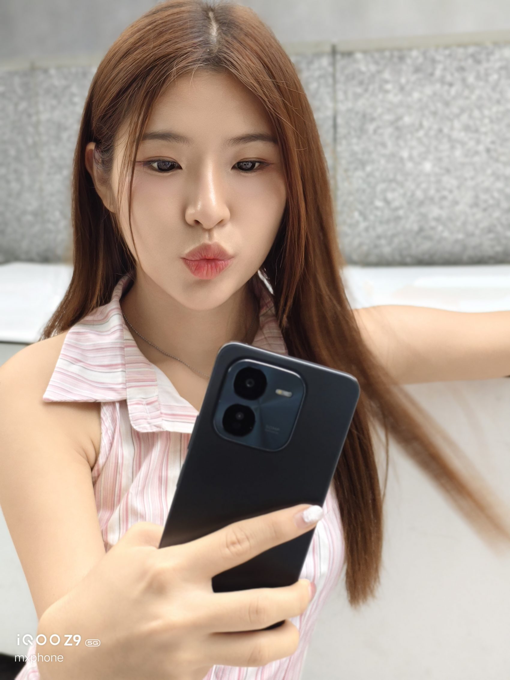 iQOO Z9 5G iQOO Z9x 5G รีวิว