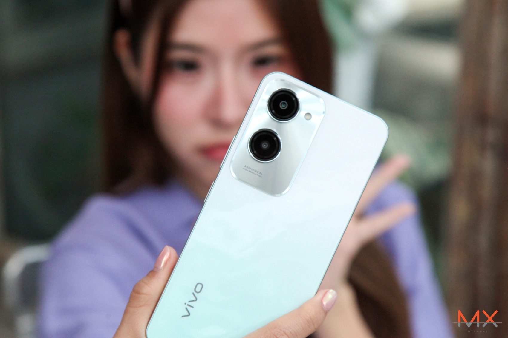 vivo Y28 รีวิว vivo Y18 รีวิว