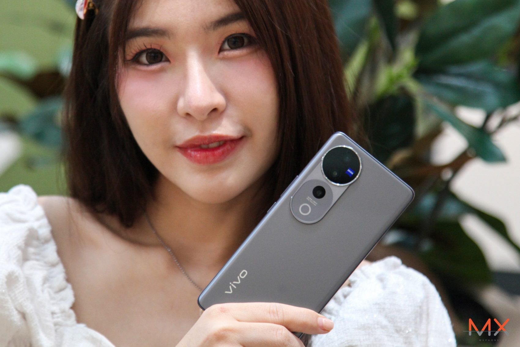 vivo V40 รีวิว