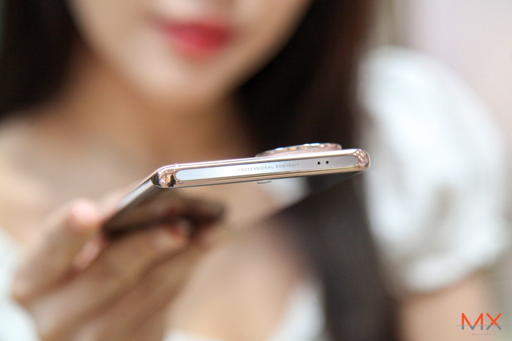 vivo V40 รีวิว