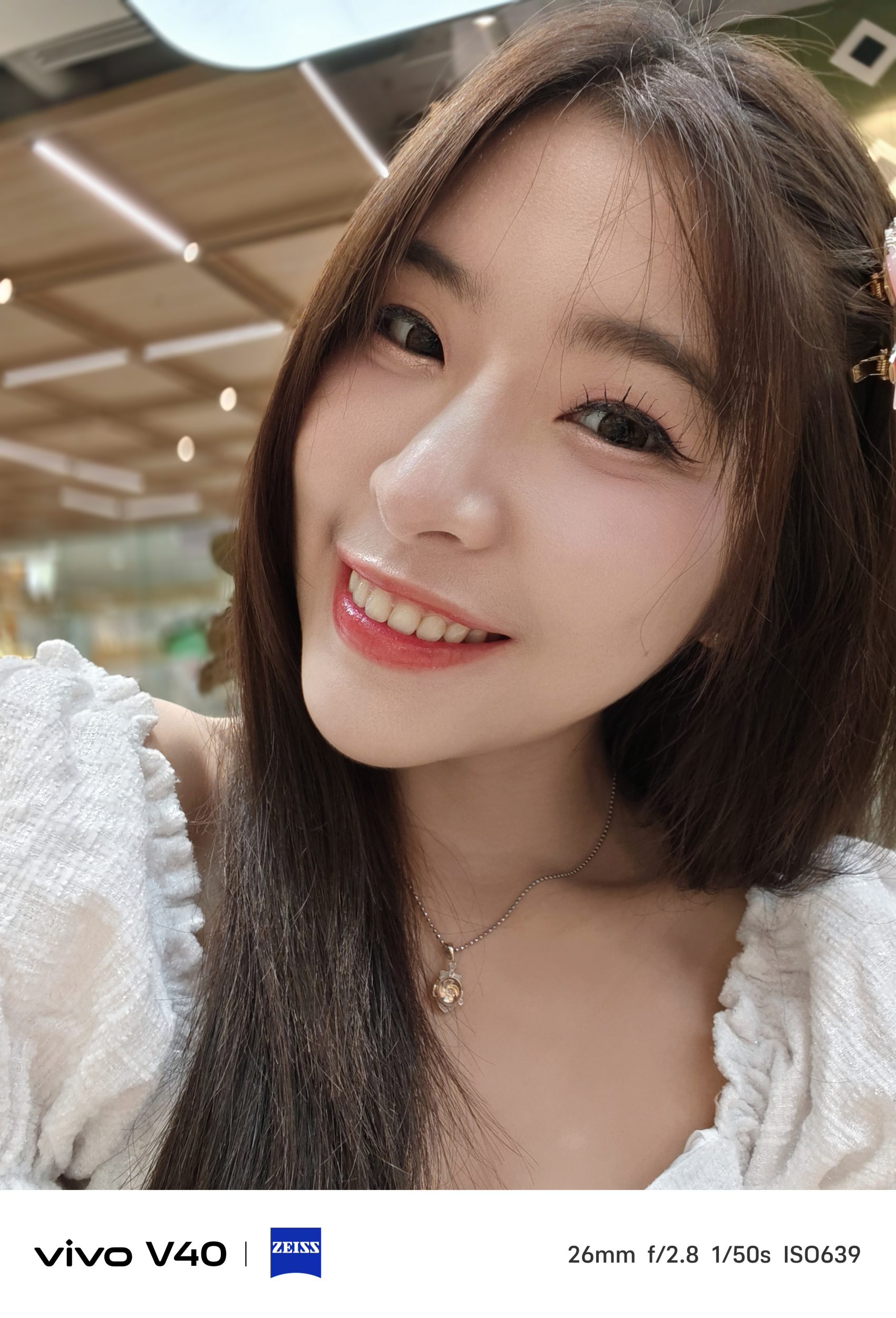 vivo V40 รีวิว