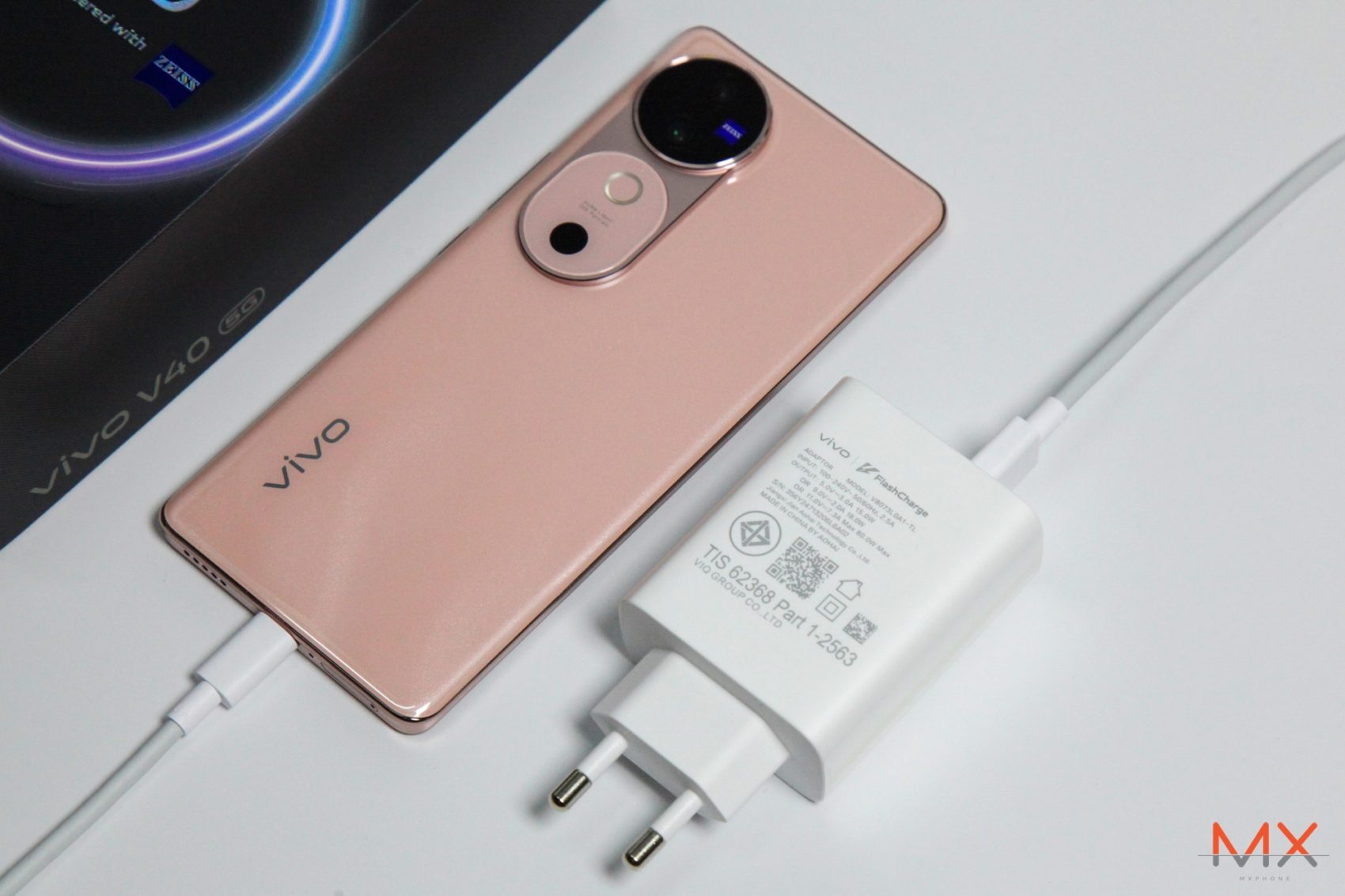 vivo V40 รีวิว