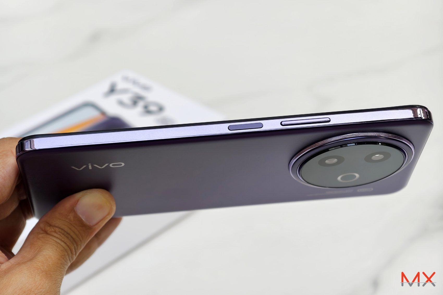 vivo Y39 5G รีวิว