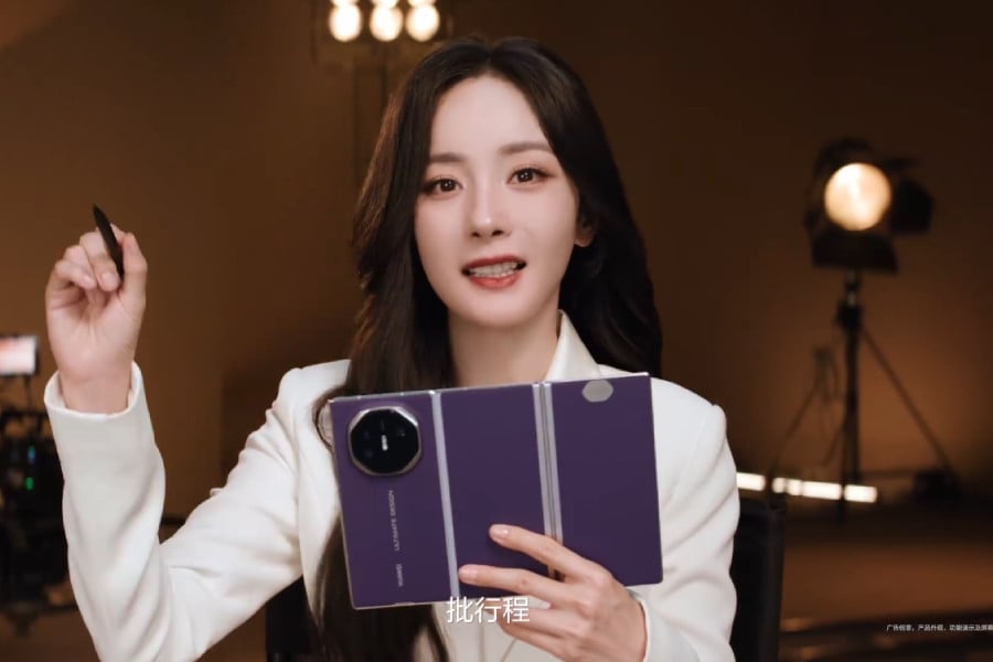 HUAWEI Mate XTs