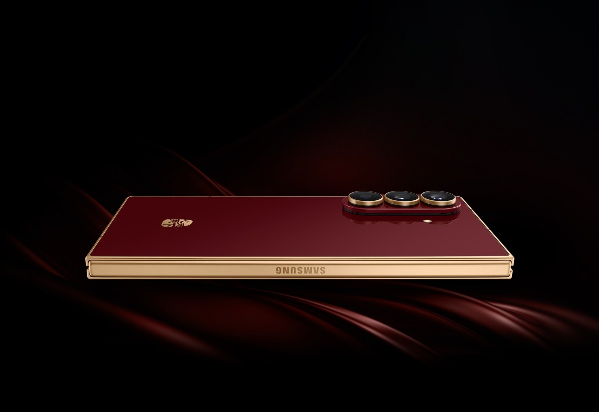 Samsung W26 