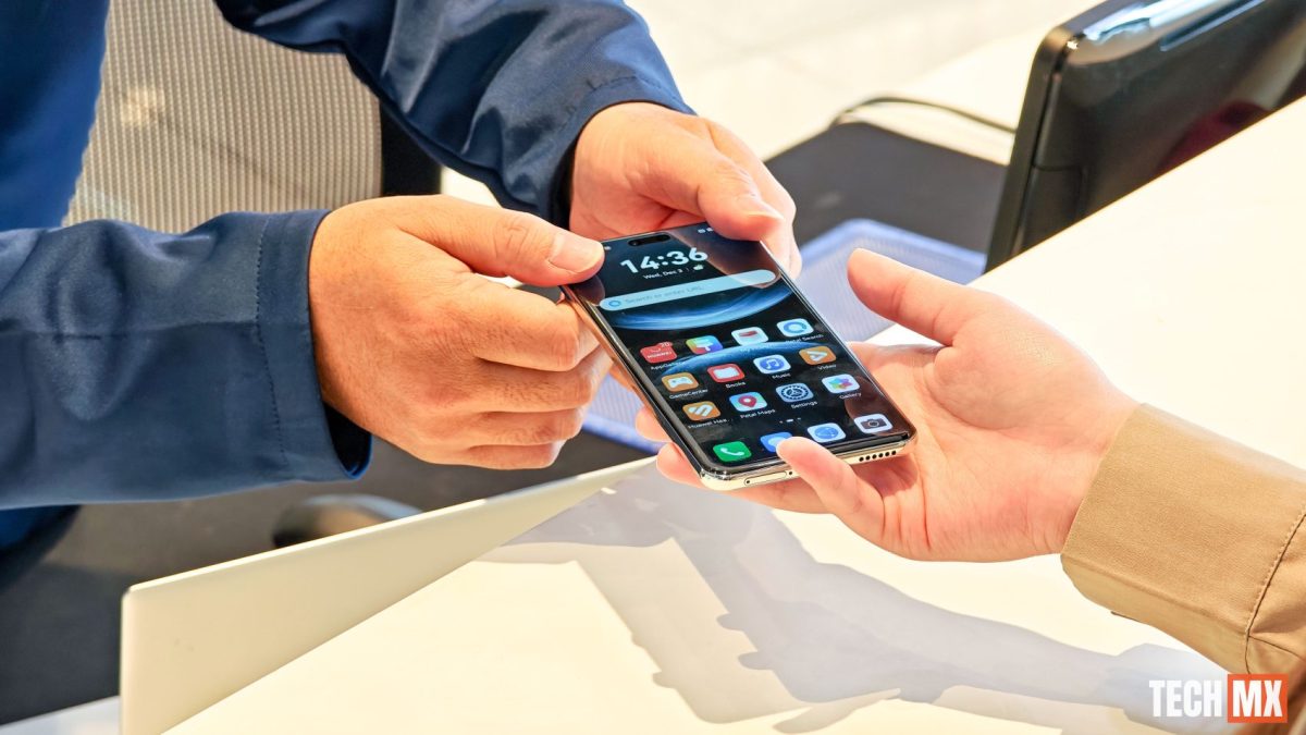 HUAWEI Service