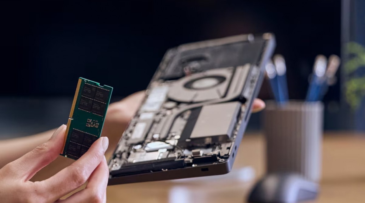 HP EliteBoard G1a พีซีในร่างคีย์บอร์ด! ขุมพลัง Ryzen AI 300 แรงระดับ 50 TOPS