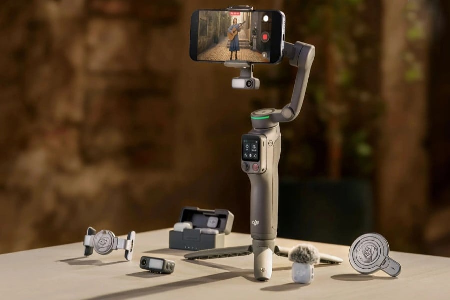 DJI