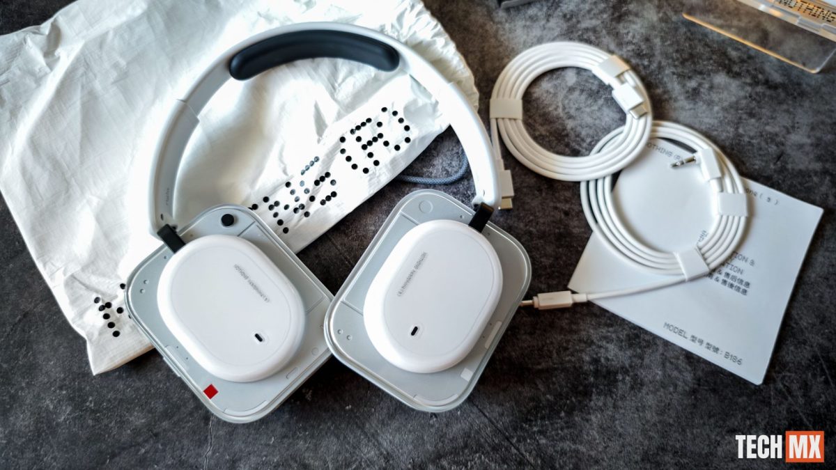 Nothing Headphone (a)