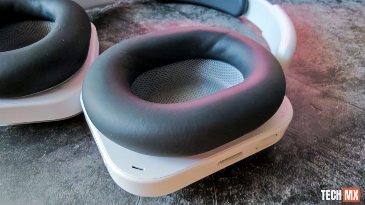 Nothing Headphone (a)