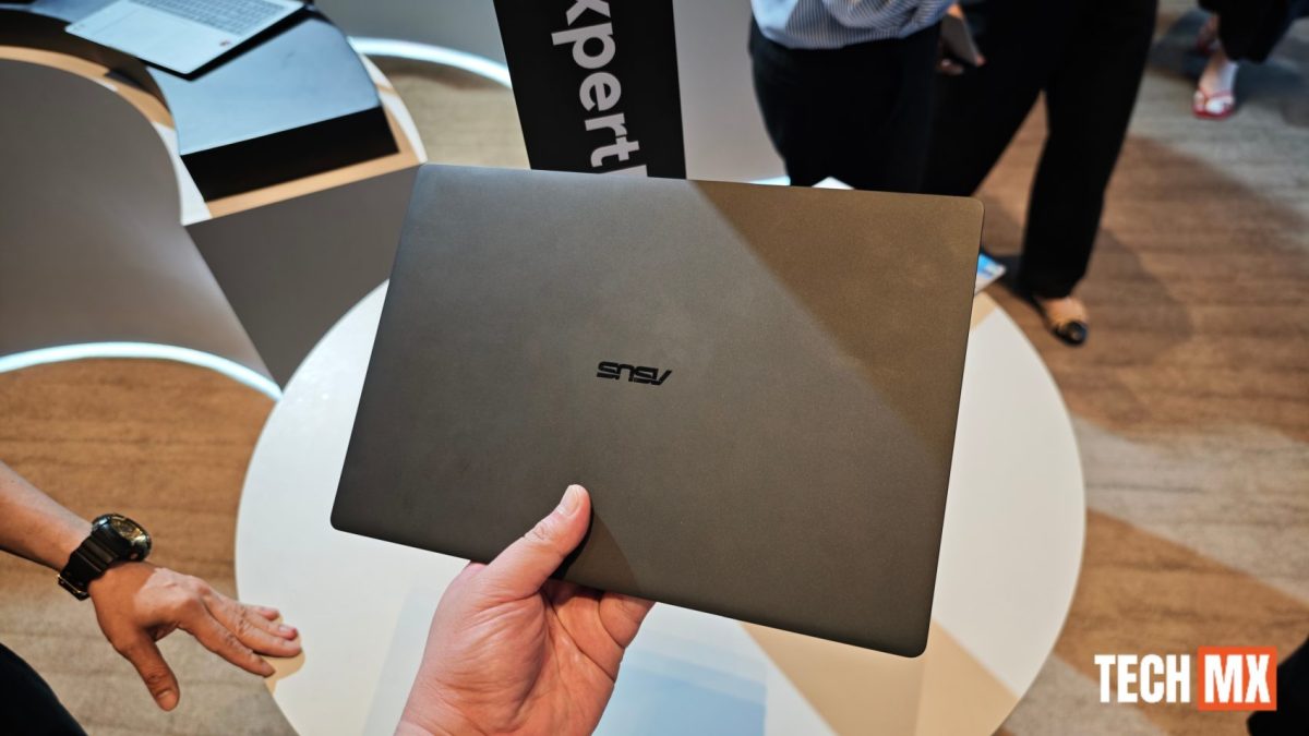 ASUS