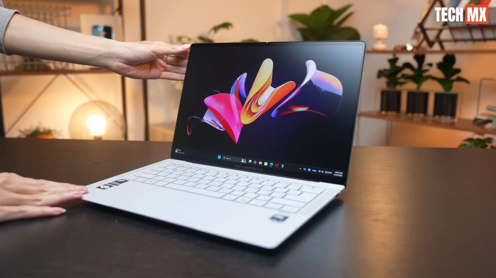 ASUS ExpertBook Ultra รีวิว