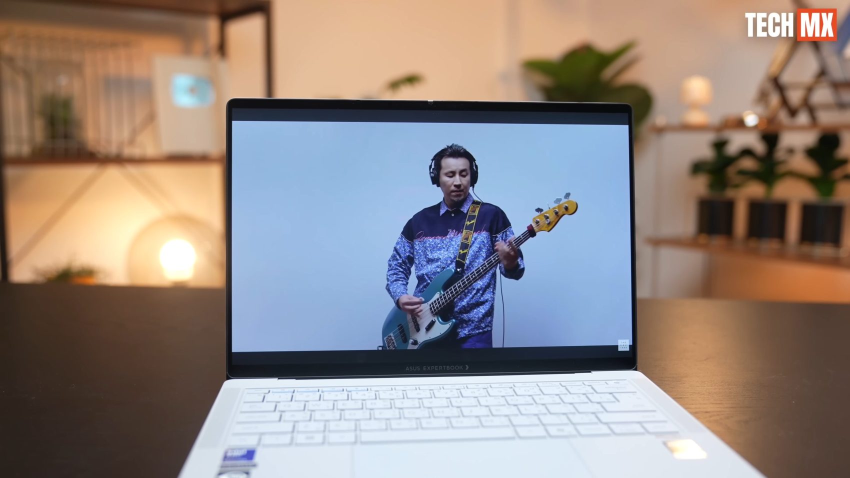 ASUS ExpertBook Ultra รีวิว