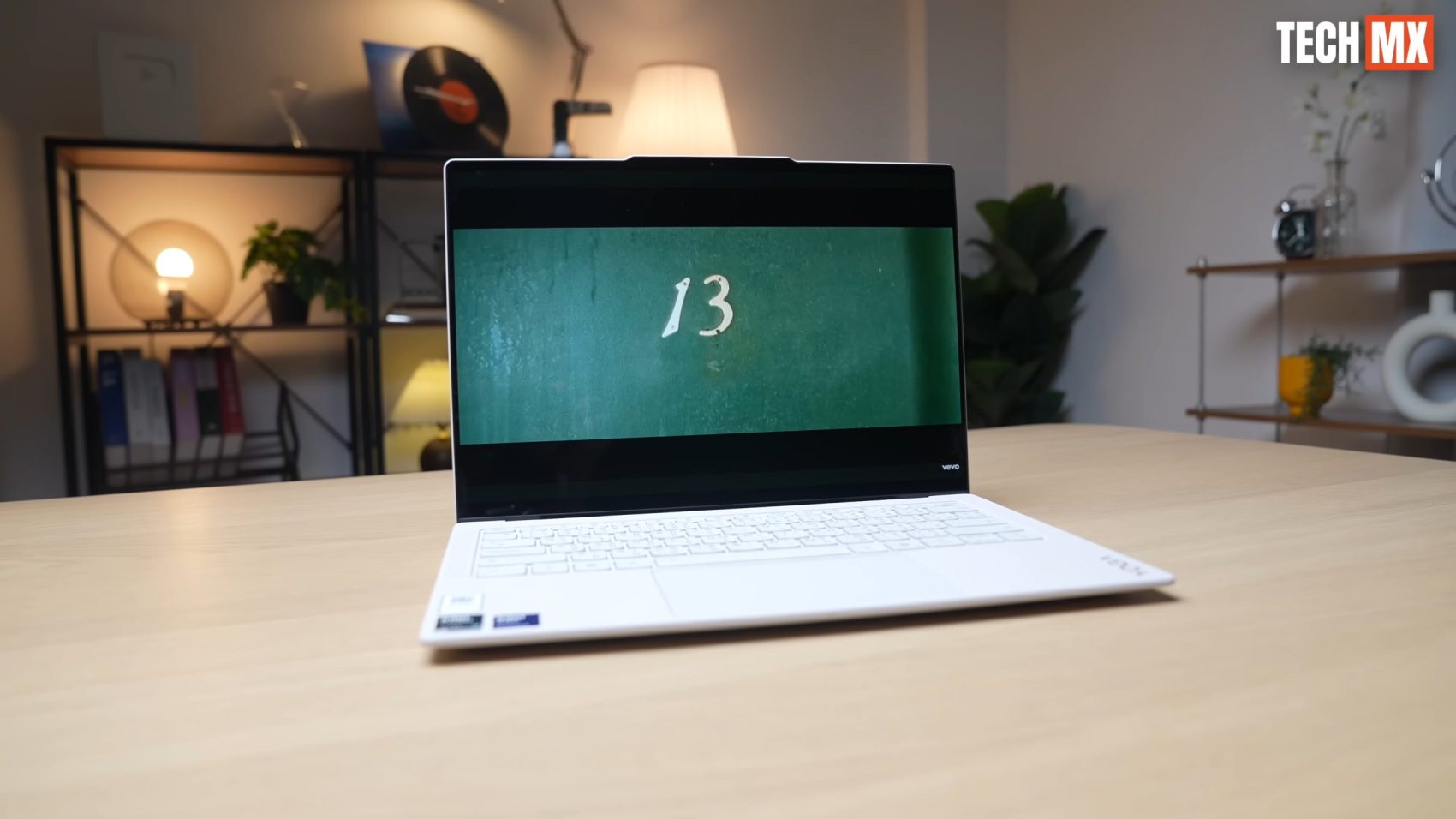 Lenovo Yoga Slim 7 Ultra รีวิว