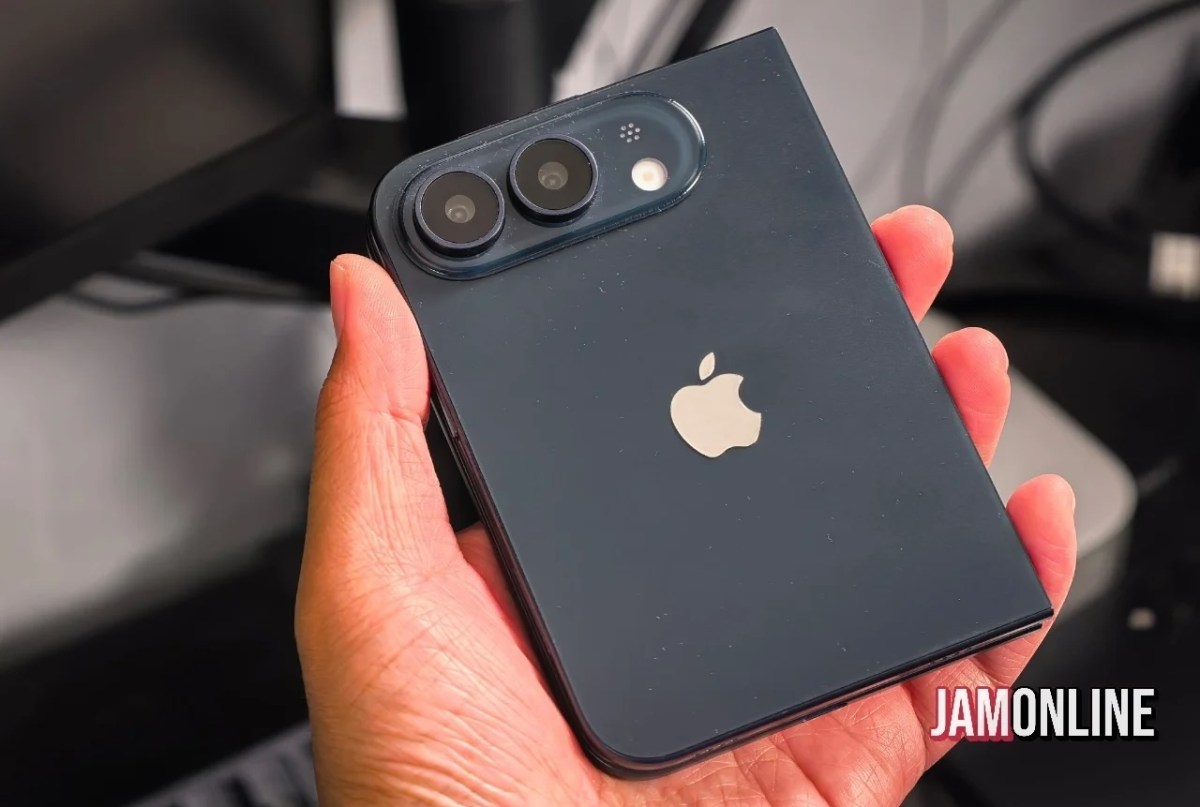 iPhone Ultra