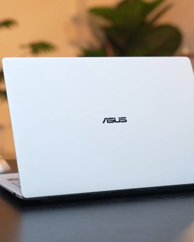 รีวิว ASUS ExpertBook Ultra โน้ตบุ๊กธุรกิจระดับเรือธง เบาเพียง 0.99 กก. แต่ให้สเปกสุดแรง